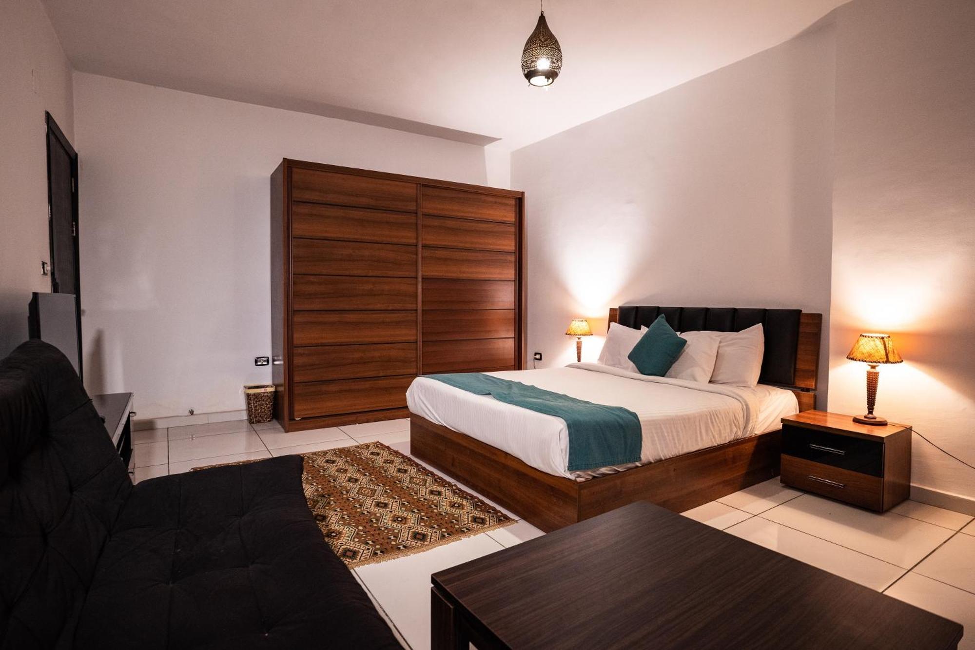 Pyramids Gem Plaza Hotel Kafret el-Gabal Exterior foto